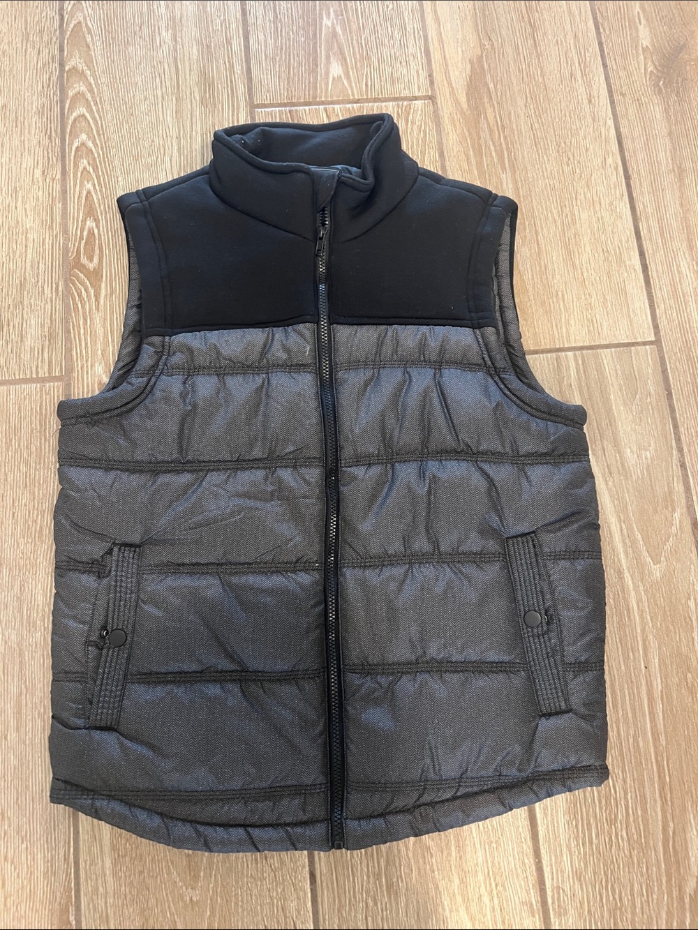 Rock & Republic Black and Gray Quilted Vest